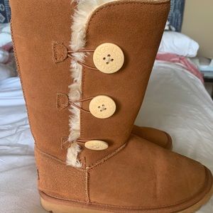 Ugg Bailey Button Boot